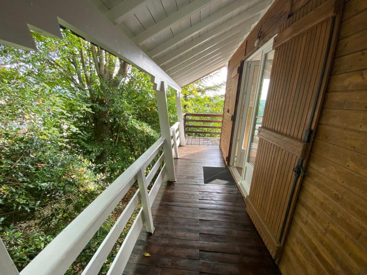 Chalet En Bord De Seine Vila Le Coudray-Montceaux Exterior foto